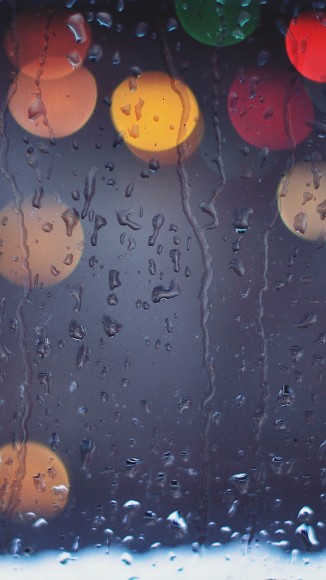 Rainy-Bokeh-Lights-iPhone-5-wallpaper-ilikewallpaper_com